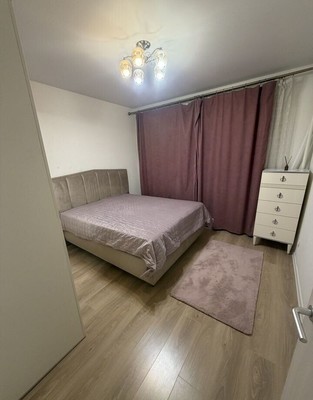 Продам двухкомнатную (2-комн.) квартиру, Парковая ул, 1к21, Люберцы г