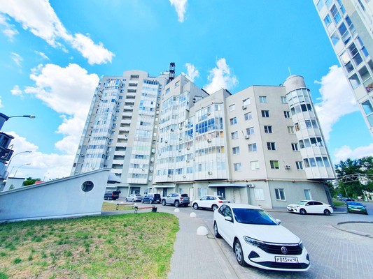Продам двухкомнатную (2-комн.) квартиру, Победы пр-кт, 103, Липецк г