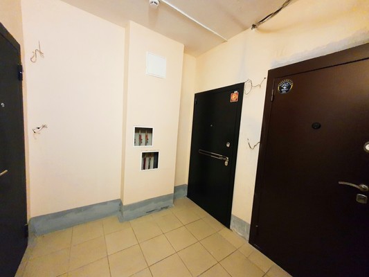 Продам двухкомнатную (2-комн.) квартиру, Победы пр-кт, 103, Липецк г
