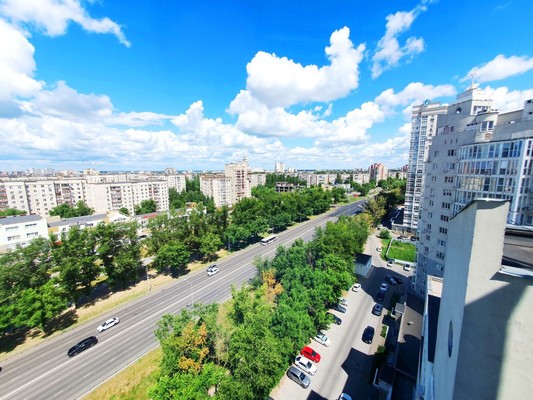 Продам двухкомнатную (2-комн.) квартиру, Победы пр-кт, 103, Липецк г