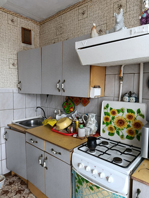 Продам трехкомнатную (3-комн.) квартиру, Товарищеский пр-кт, 12, Санкт-Петербург г