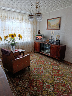 Продам трехкомнатную (3-комн.) квартиру, Товарищеский пр-кт, 12, Санкт-Петербург г