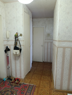 Продам трехкомнатную (3-комн.) квартиру, Товарищеский пр-кт, 12, Санкт-Петербург г