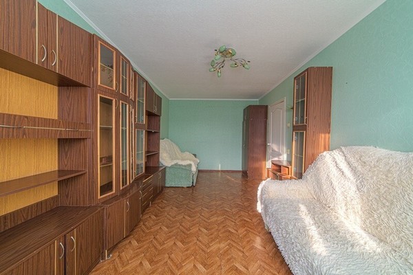 Продам двухкомнатную (2-комн.) квартиру, Ладожская ул, 95, Пенза г