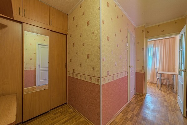 Продам двухкомнатную (2-комн.) квартиру, Ладожская ул, 95, Пенза г