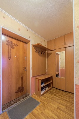 Продам двухкомнатную (2-комн.) квартиру, Ладожская ул, 95, Пенза г