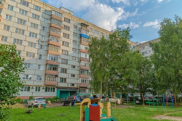 Продам двухкомнатную (2-комн.) квартиру, Ладожская ул, 95, Пенза г