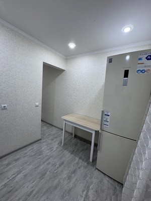 Продам двухкомнатную (2-комн.) квартиру, Бызова ул, 28, Нижнекамск г