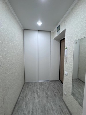 Продам двухкомнатную (2-комн.) квартиру, Бызова ул, 28, Нижнекамск г