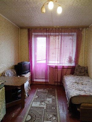 Сдам комнату в 6-комн. квартире, Заводской пр-кт, 36, Колпино г