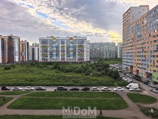 Продам однокомнатную (1-комн.) квартиру, Екатерининская ул, 10, Мурино п