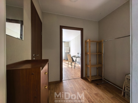 Продам однокомнатную (1-комн.) квартиру, Екатерининская ул, 10, Мурино п