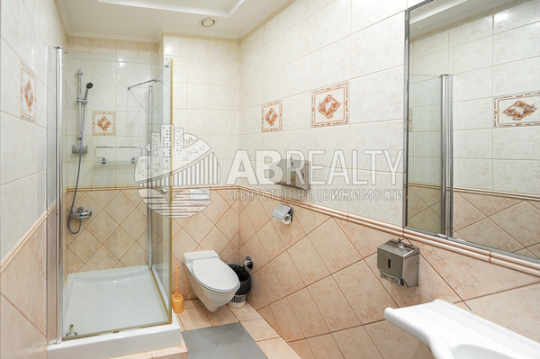 Продам офисное помещение 300 м2, Земледельческий пер, 11, Москва г