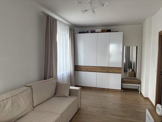 Продам двухкомнатную (2-комн.) квартиру, Петровский б-р, 27, Бугры п