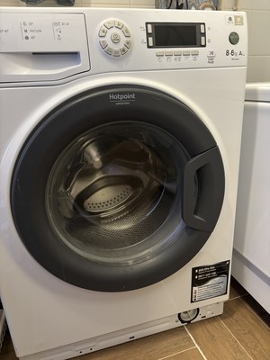 Продам двухкомнатную (2-комн.) квартиру, Петровский б-р, 27, Бугры п