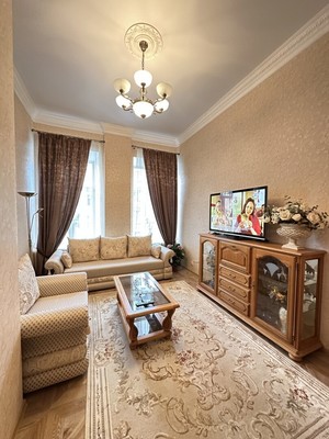 Продам двухкомнатную (2-комн.) квартиру, Гороховая ул, 61, Санкт-Петербург г