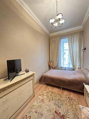 Продам двухкомнатную (2-комн.) квартиру, Гороховая ул, 61, Санкт-Петербург г
