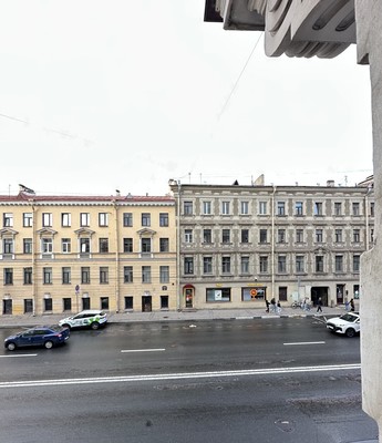 Продам двухкомнатную (2-комн.) квартиру, Гороховая ул, 61, Санкт-Петербург г