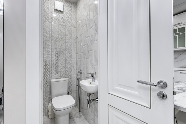 Продам трехкомнатную (3-комн.) квартиру, Рябиновая ул, 3к3, Москва г