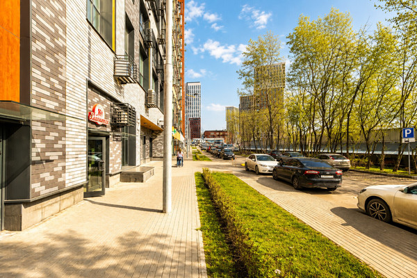 Продам трехкомнатную (3-комн.) квартиру, Рябиновая ул, 3к3, Москва г