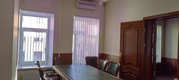 Сдам коммерческое помещение 413,1 м2, 1-й Колобовский пер, 19 1, Москва г