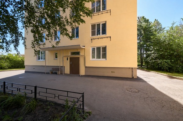 Продам однокомнатную (1-комн.) квартиру, Червонного Казачества ул, 46А, Санкт-Петербург г