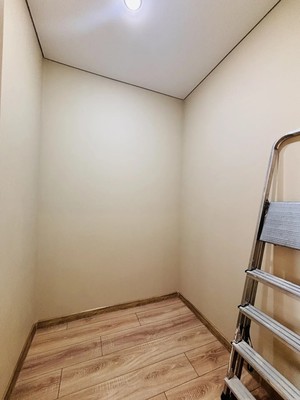 Продам двухкомнатную (2-комн.) квартиру, Айская ул, 39, Уфа г