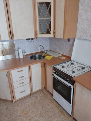 Продам однокомнатную (1-комн.) квартиру, Дружбы ул, 12, Сенево с