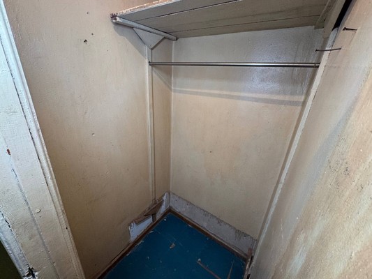 Продам трехкомнатную (3-комн.) квартиру, Ленина пр-кт, 4, Комсомольск-на-Амуре г