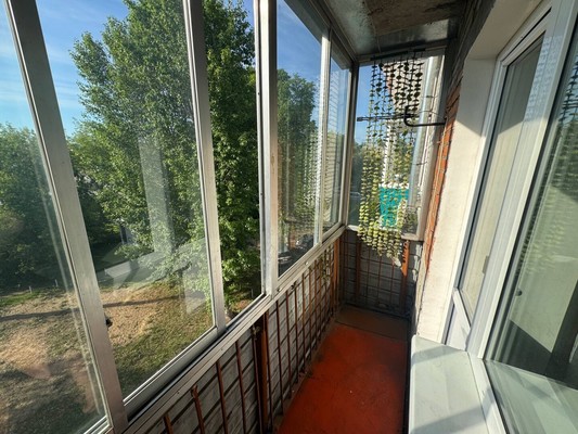 Продам трехкомнатную (3-комн.) квартиру, Ленина пр-кт, 4, Комсомольск-на-Амуре г