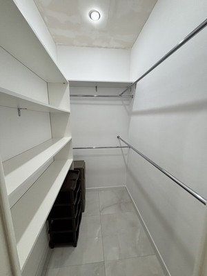 Продам трехкомнатную (3-комн.) квартиру, Тлостанова ул, 32, Нальчик г
