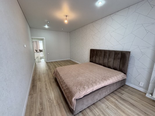 Продам трехкомнатную (3-комн.) квартиру, Тлостанова ул, 32, Нальчик г