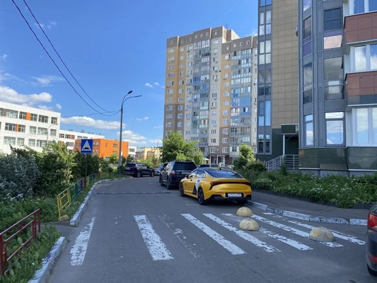 Продам однокомнатную (1-комн.) квартиру, Бородинский б-р, 17, Подольск г