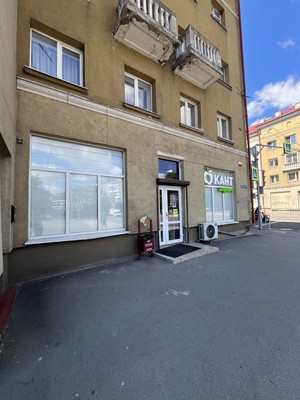 Продам коммерческое помещение 109 м2, Железнодорожная ул, 43-49, Калининград г