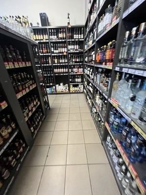 Продам коммерческое помещение 109 м2, Железнодорожная ул, 43-49, Калининград г
