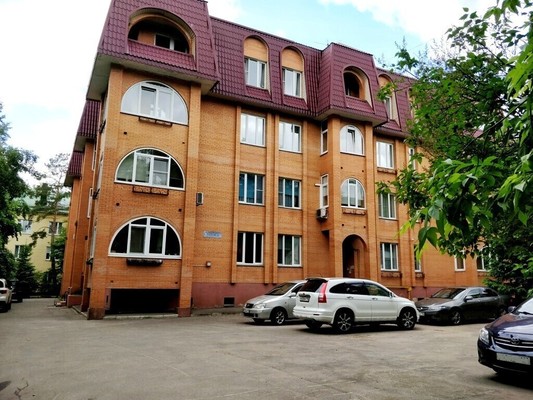Продам трехкомнатную (3-комн.) квартиру, Циолковского ул, 5а, Лобня г