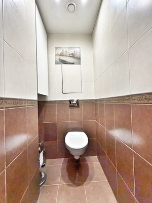 Продам трехкомнатную (3-комн.) квартиру, им. Максима Горького ул, 34к2, Краснодар г