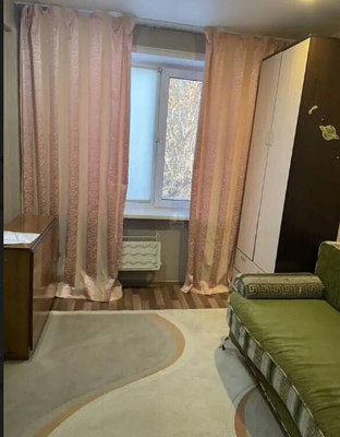Продам комнату в 5-комн. квартире, Воронова ул, 14, Красноярск г