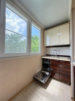 Продам двухкомнатную (2-комн.) квартиру, Захарова ул, 82, Нальчик г