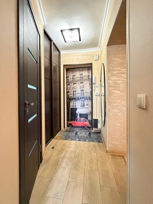 Продам двухкомнатную (2-комн.) квартиру, Захарова ул, 82, Нальчик г