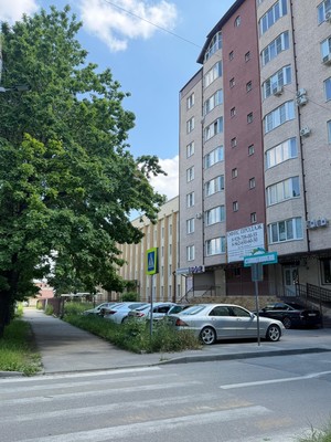 Продам двухкомнатную (2-комн.) квартиру, Захарова ул, 82, Нальчик г
