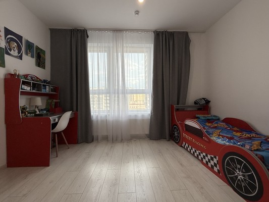 Продам трехкомнатную (3-комн.) квартиру, Кубинская ул, 82к3, Санкт-Петербург г