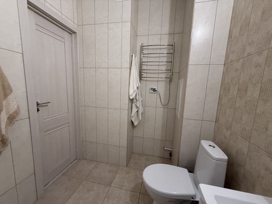 Продам трехкомнатную (3-комн.) квартиру, Кубинская ул, 82к3, Санкт-Петербург г