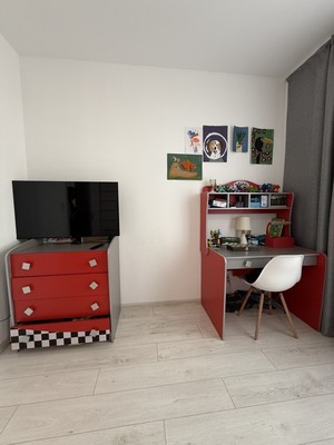 Продам трехкомнатную (3-комн.) квартиру, Кубинская ул, 82к3, Санкт-Петербург г
