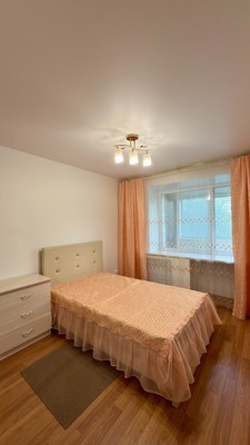 Продам двухкомнатную (2-комн.) квартиру, Морозова ул, 152, Сыктывкар г
