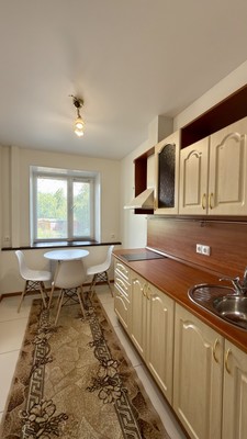 Продам двухкомнатную (2-комн.) квартиру, Морозова ул, 152, Сыктывкар г