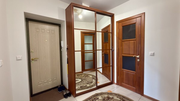 Продам двухкомнатную (2-комн.) квартиру, Морозова ул, 152, Сыктывкар г