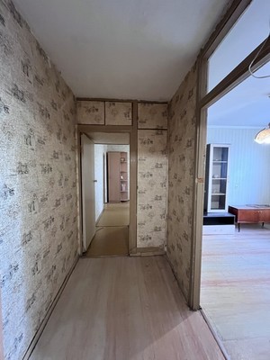 Продам трехкомнатную (3-комн.) квартиру, Дмитровская ул, 33а, Базарово д