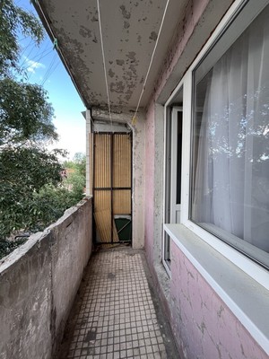 Продам трехкомнатную (3-комн.) квартиру, Дмитровская ул, 33а, Базарово д
