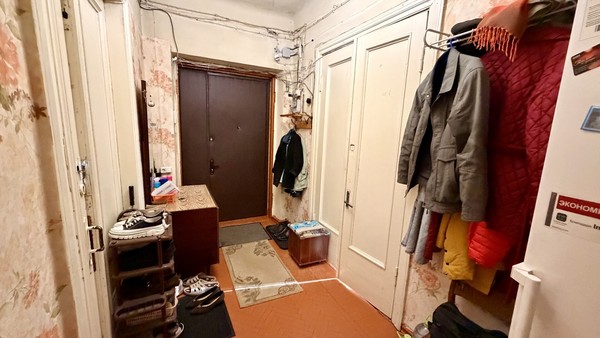 Продам 2-комн. в 4-комн. квартире, Победы пр-кт, 22, Ступино г